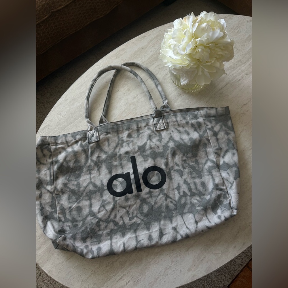 ALO Yoga Camouflage Gray Tote Bag